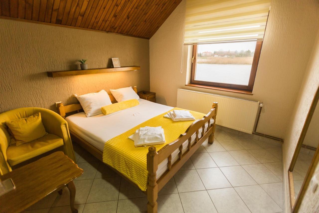 Guest House Vila Alexandar Палич Екстер'єр фото