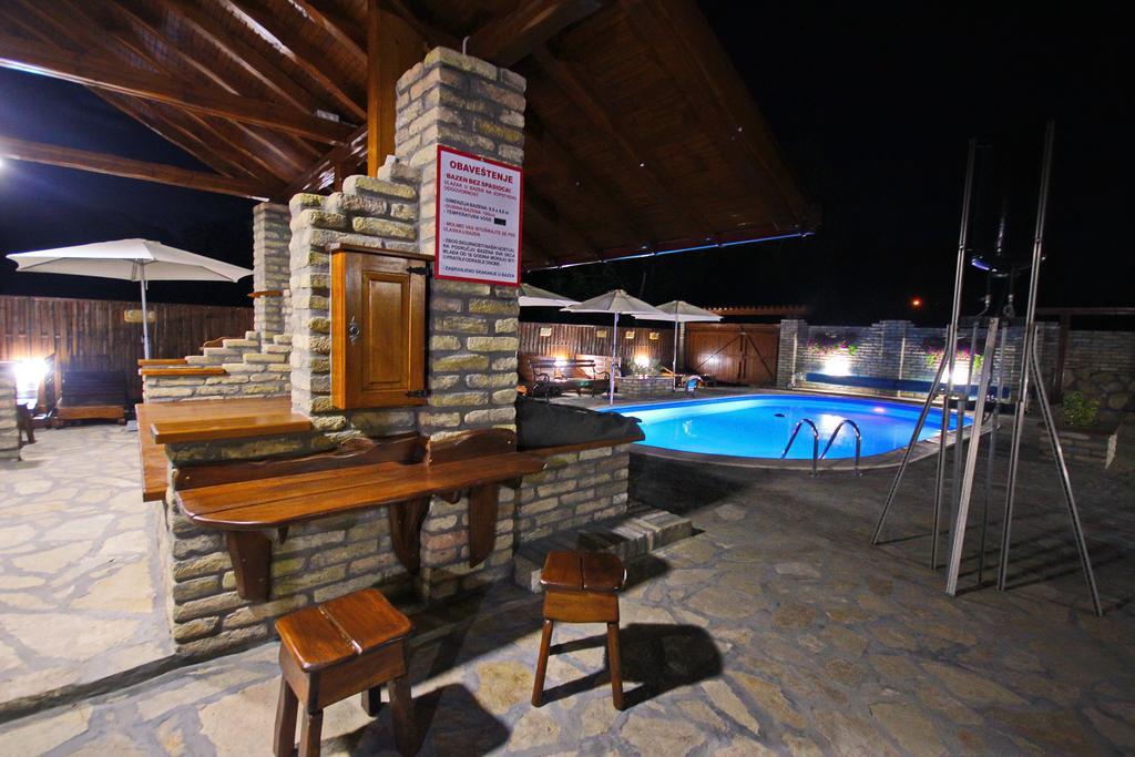 Guest House Vila Alexandar Палич Екстер'єр фото